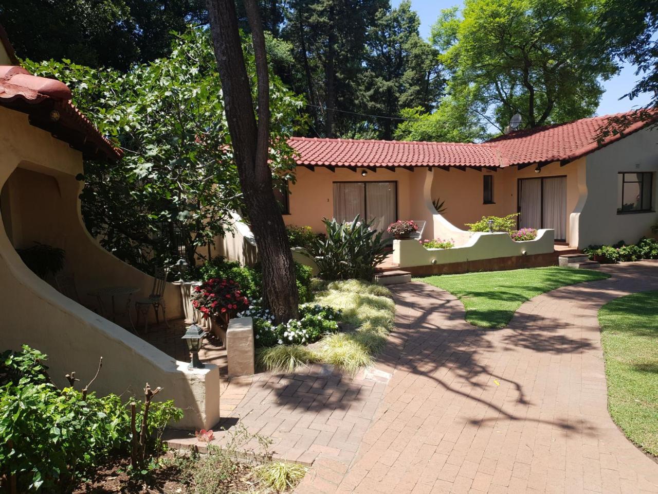 ميدراند Villa Botanica Guest House المظهر الخارجي الصورة